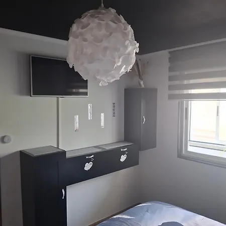 Paradita Del Camino Daire Sarria